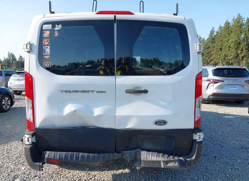 Ford Transit-250