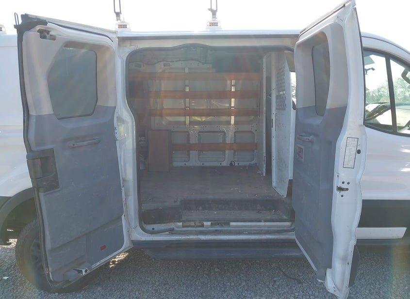 Ford Transit-250