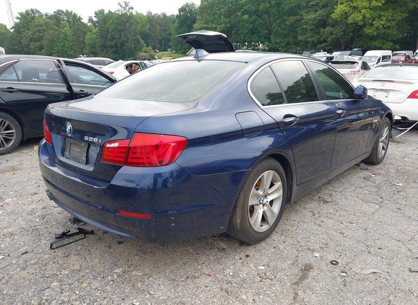 BMW 528I