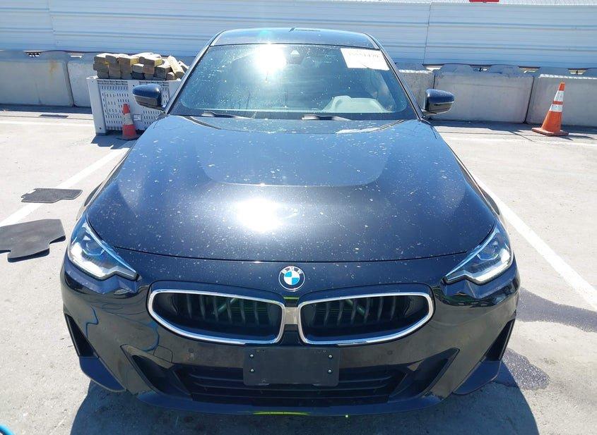 BMW 230
