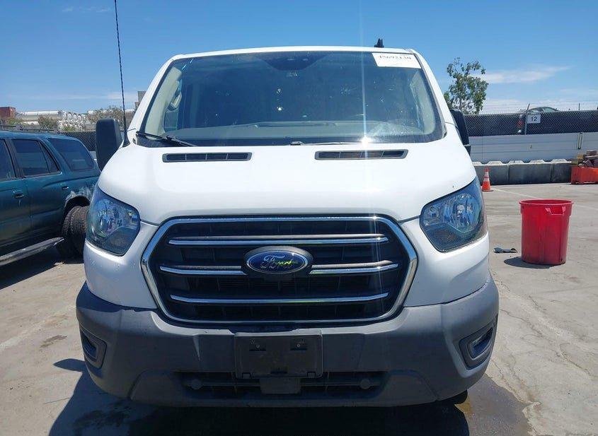 Ford Transit-150