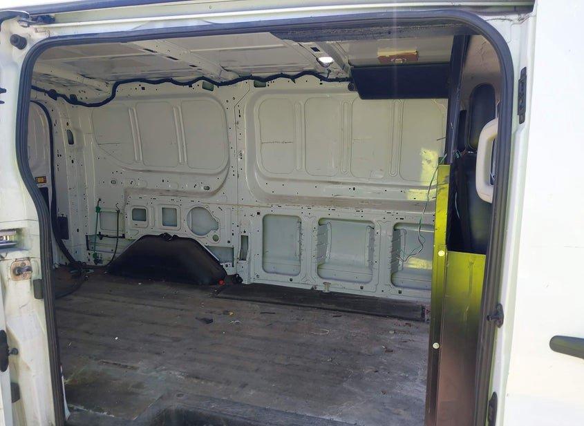 Ford Transit-150