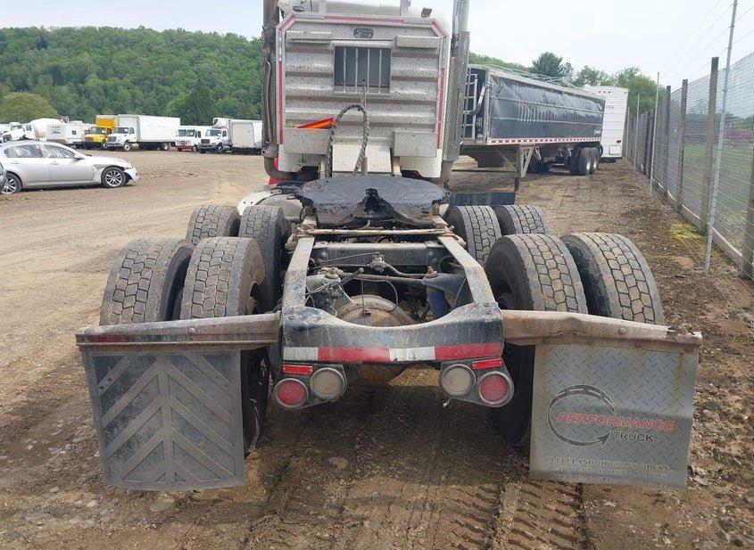 Peterbilt 388