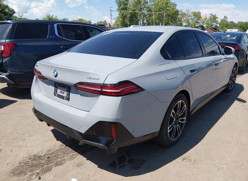 BMW 530I