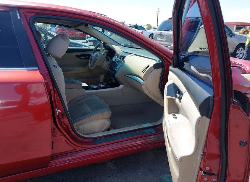 Nissan Altima