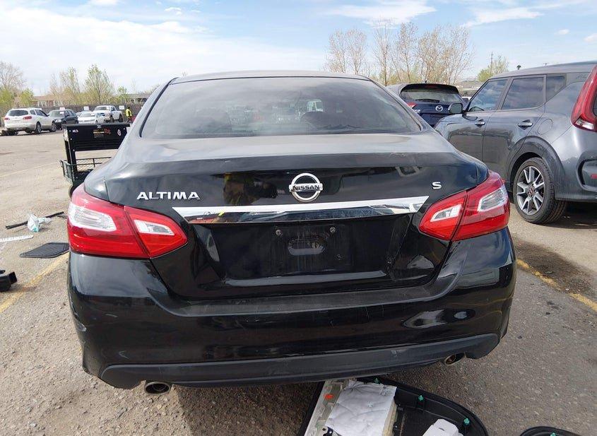 Nissan Altima