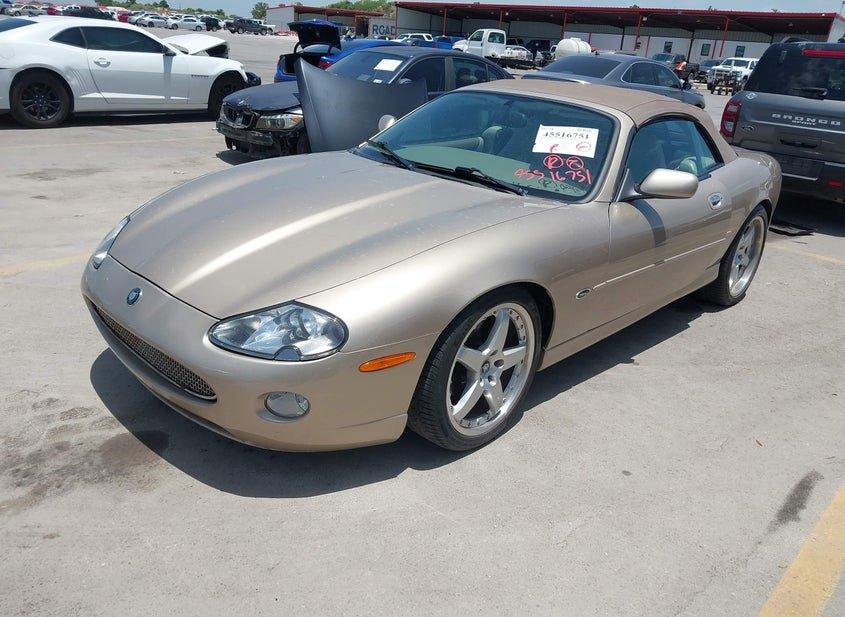 Jaguar Xk8