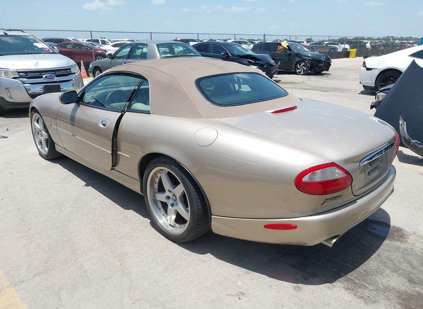 Jaguar Xk8