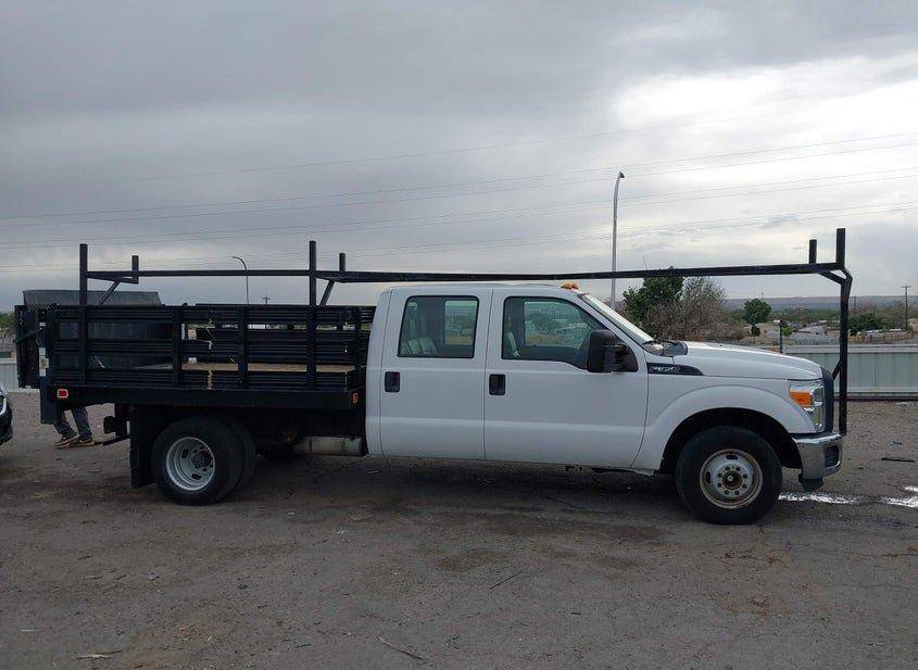 Ford F-350 Chassis