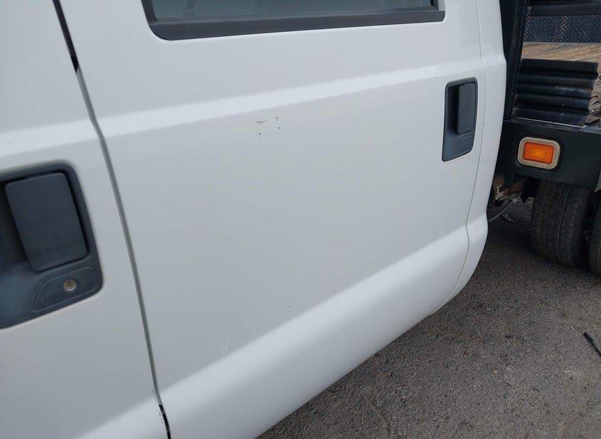 Ford F-350 Chassis