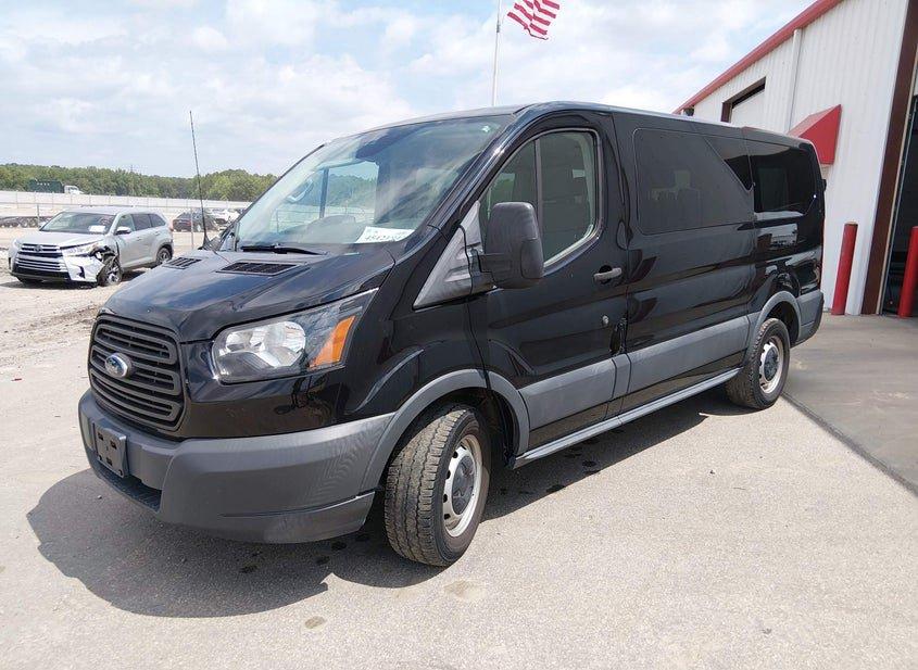 Ford Transit-150