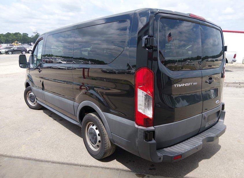 Ford Transit-150