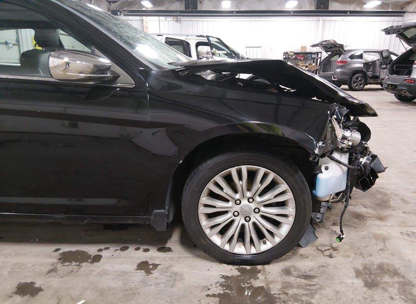 Chrysler 200