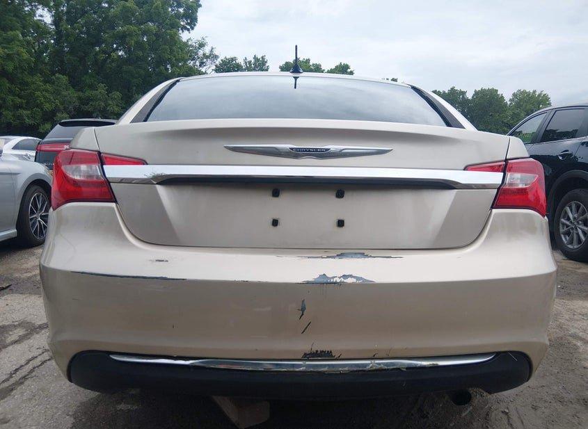 Chrysler 200