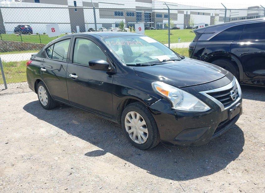 Nissan Versa