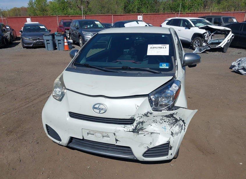 Scion Iq