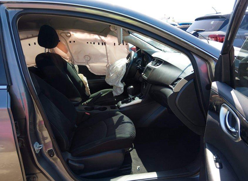 Nissan Sentra