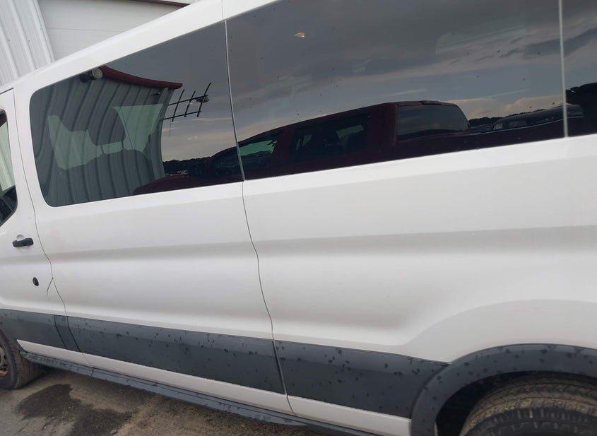 Ford Transit-350