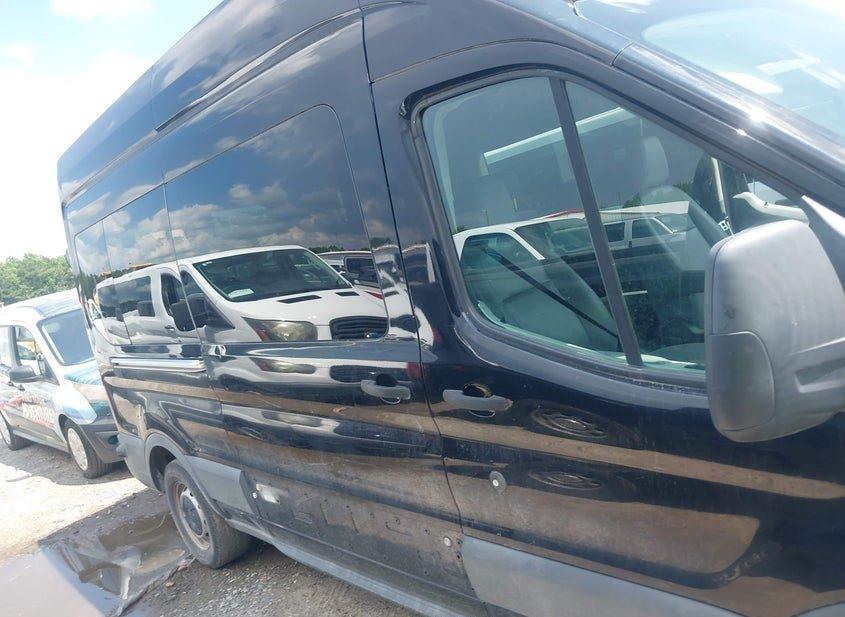Ford Transit-350