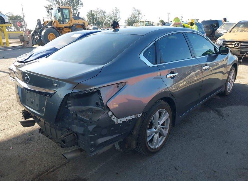 Nissan Altima