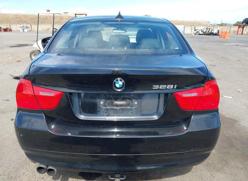 BMW 328I