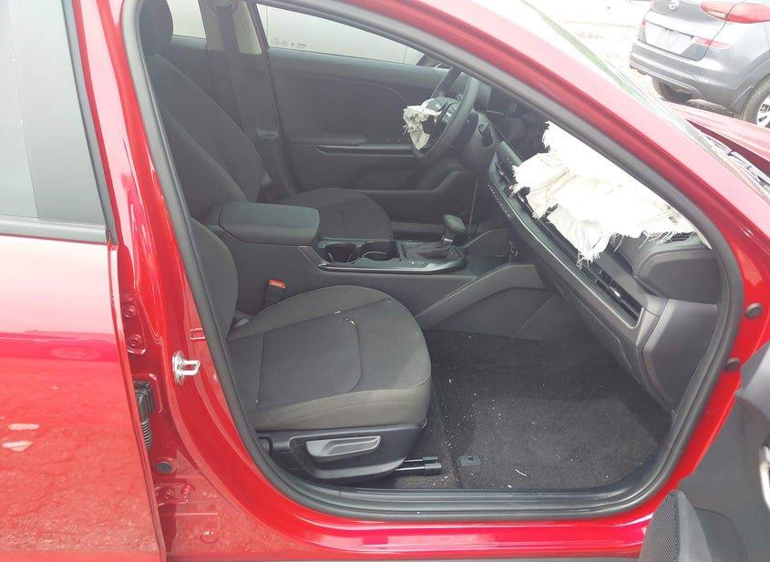 Kia K4