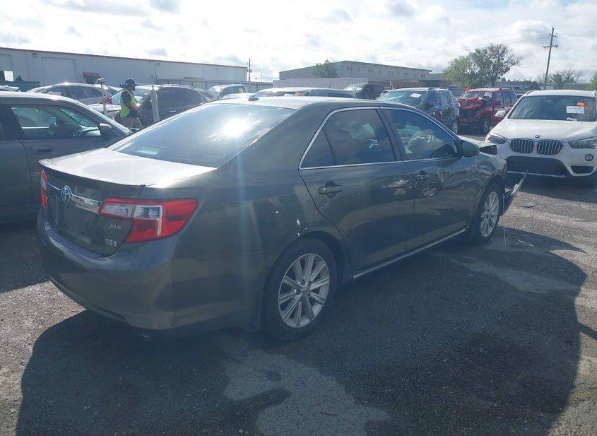 Toyota Camry Hybrid