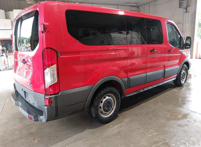 Ford Transit-150