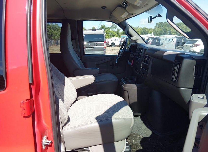Chevrolet Express 2500