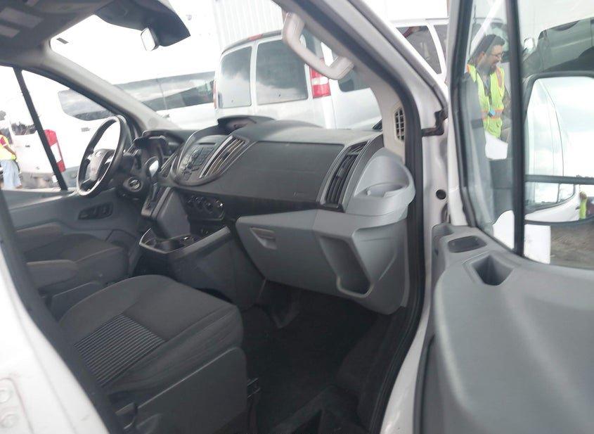Ford Transit-350