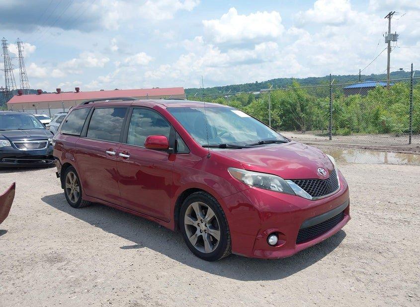 Toyota Sienna