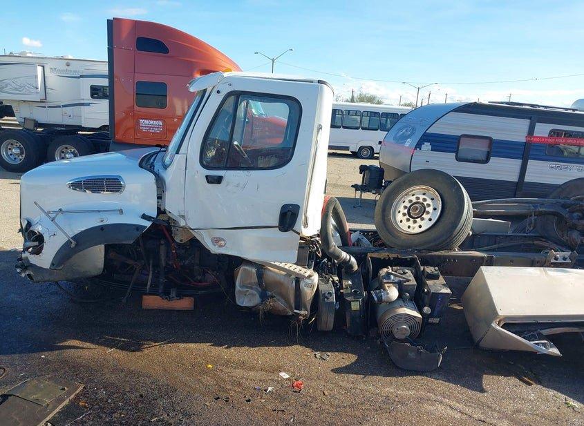 Freightliner M2 112