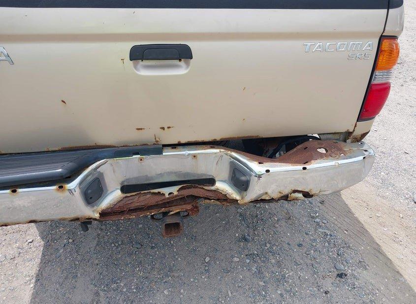 Toyota Tacoma