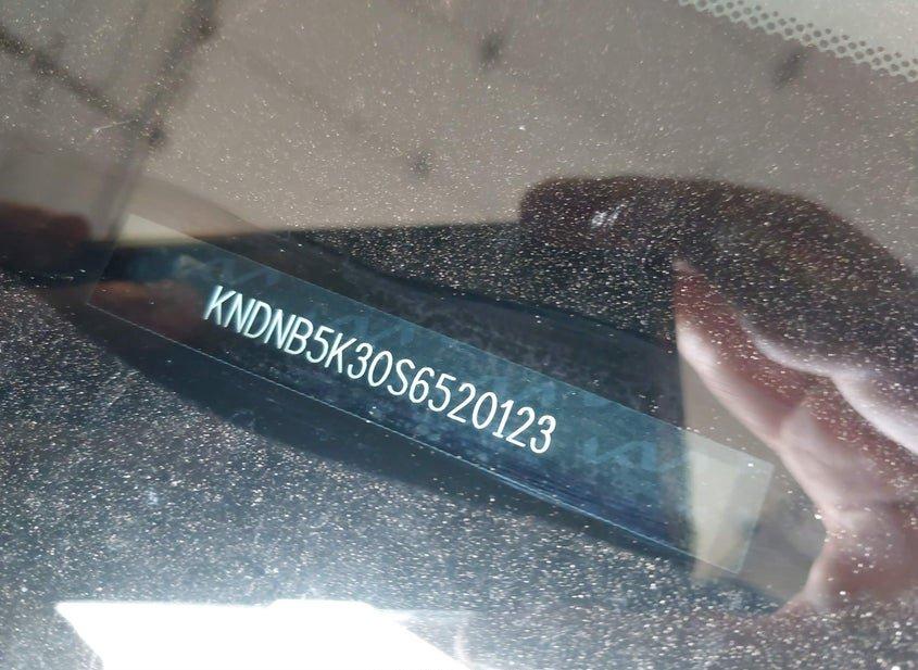 Kia Carnival Mpv