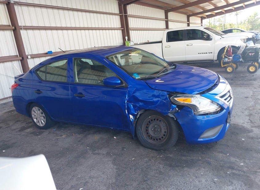 Nissan Versa