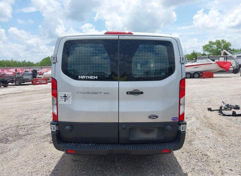 Ford Transit-150