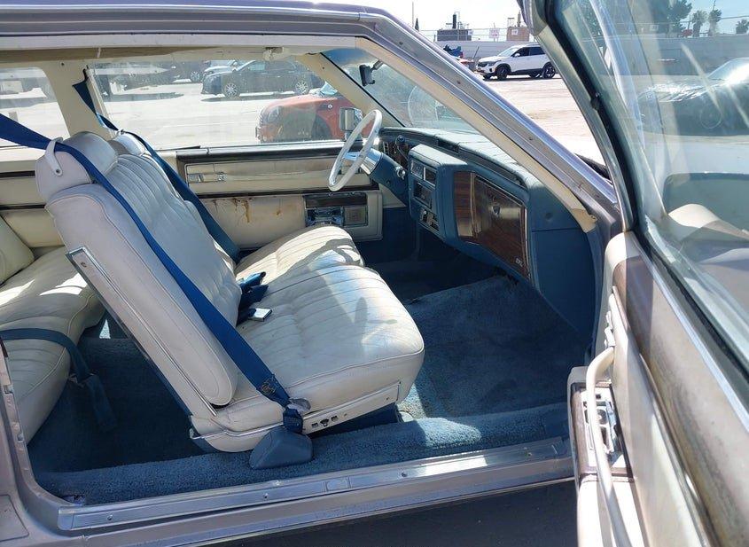 Cadillac Deville