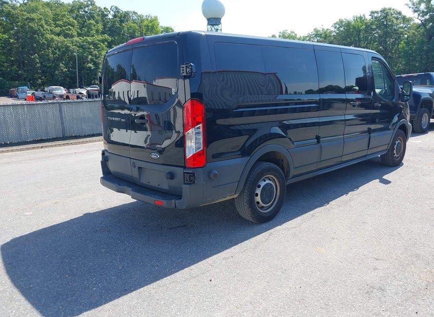 Ford Transit-350