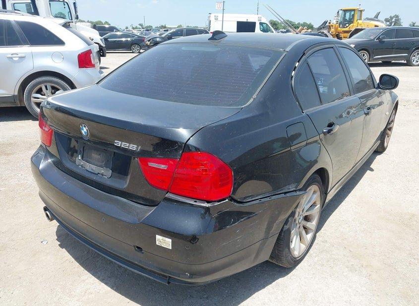 BMW 328I