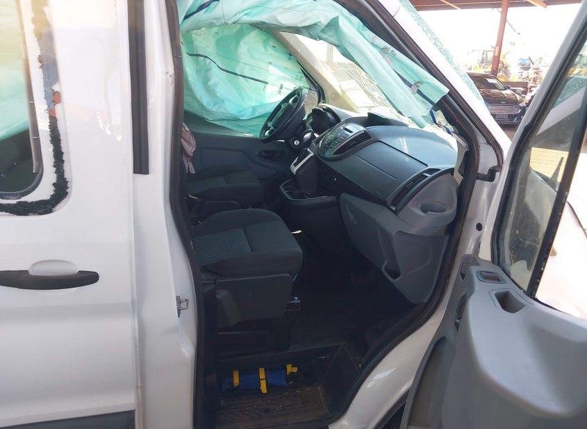 Ford Transit-150
