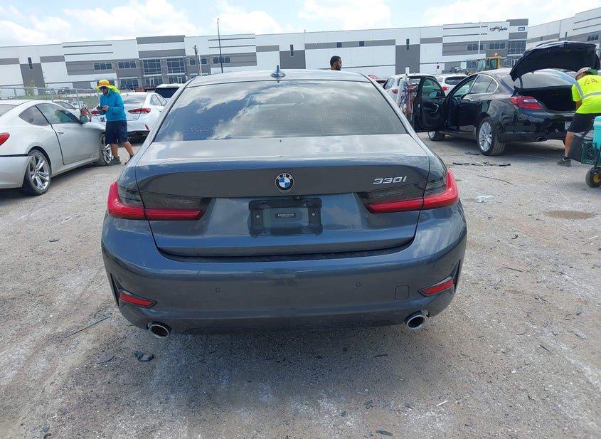BMW 330I