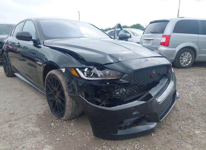 Jaguar Xe