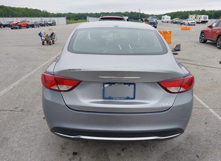Chrysler 200