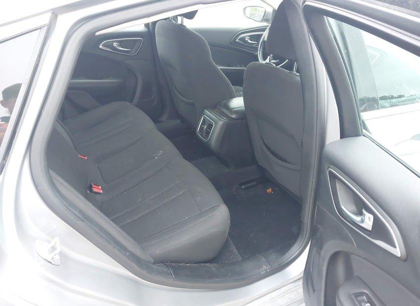 Chrysler 200