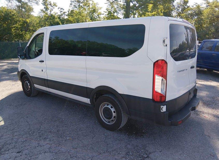 Ford Transit-150
