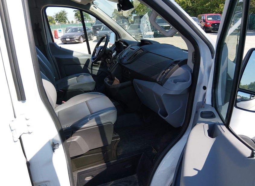 Ford Transit-150