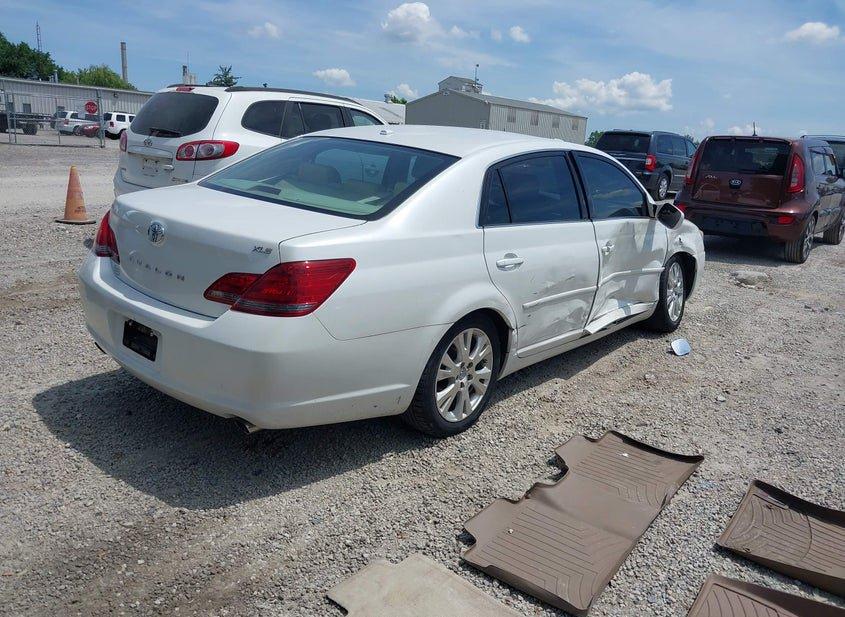 Toyota Avalon