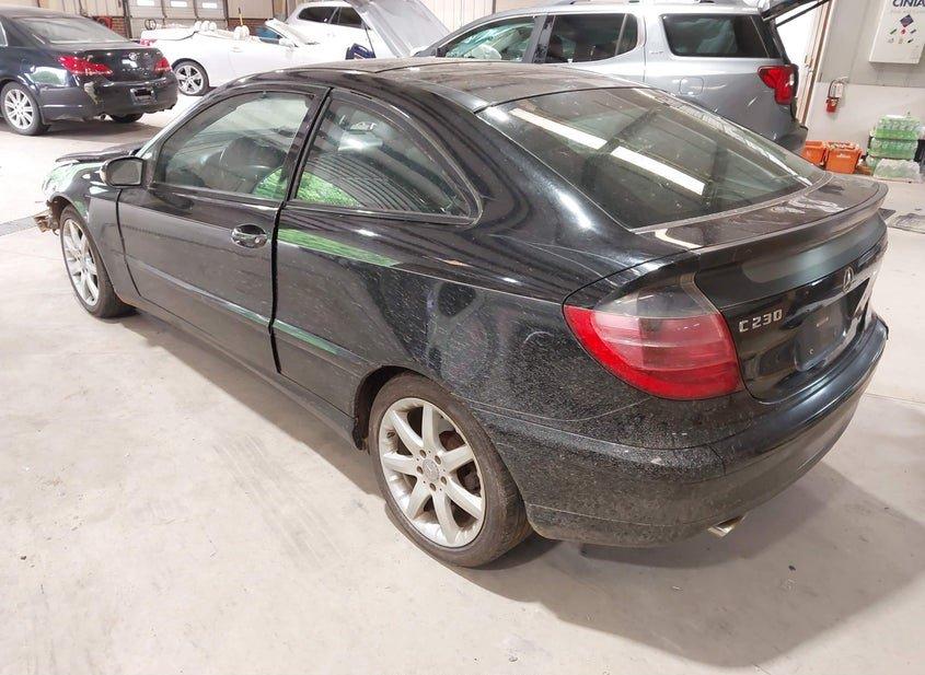 Mercedes-Benz C 230