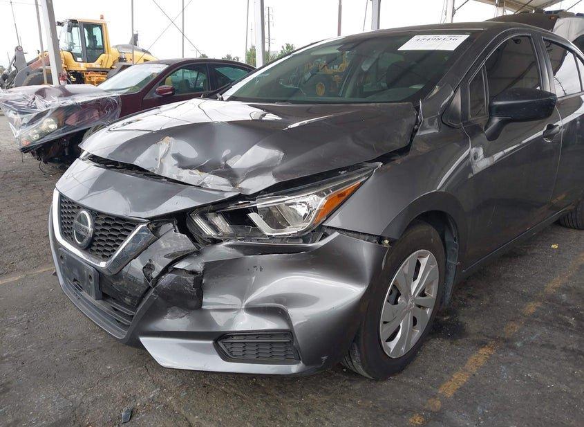Nissan Versa