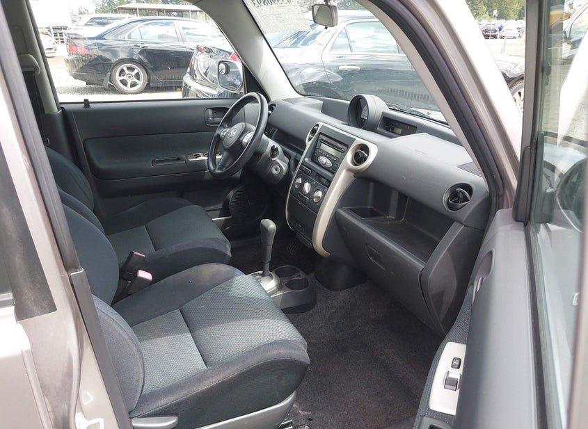 Scion Xb